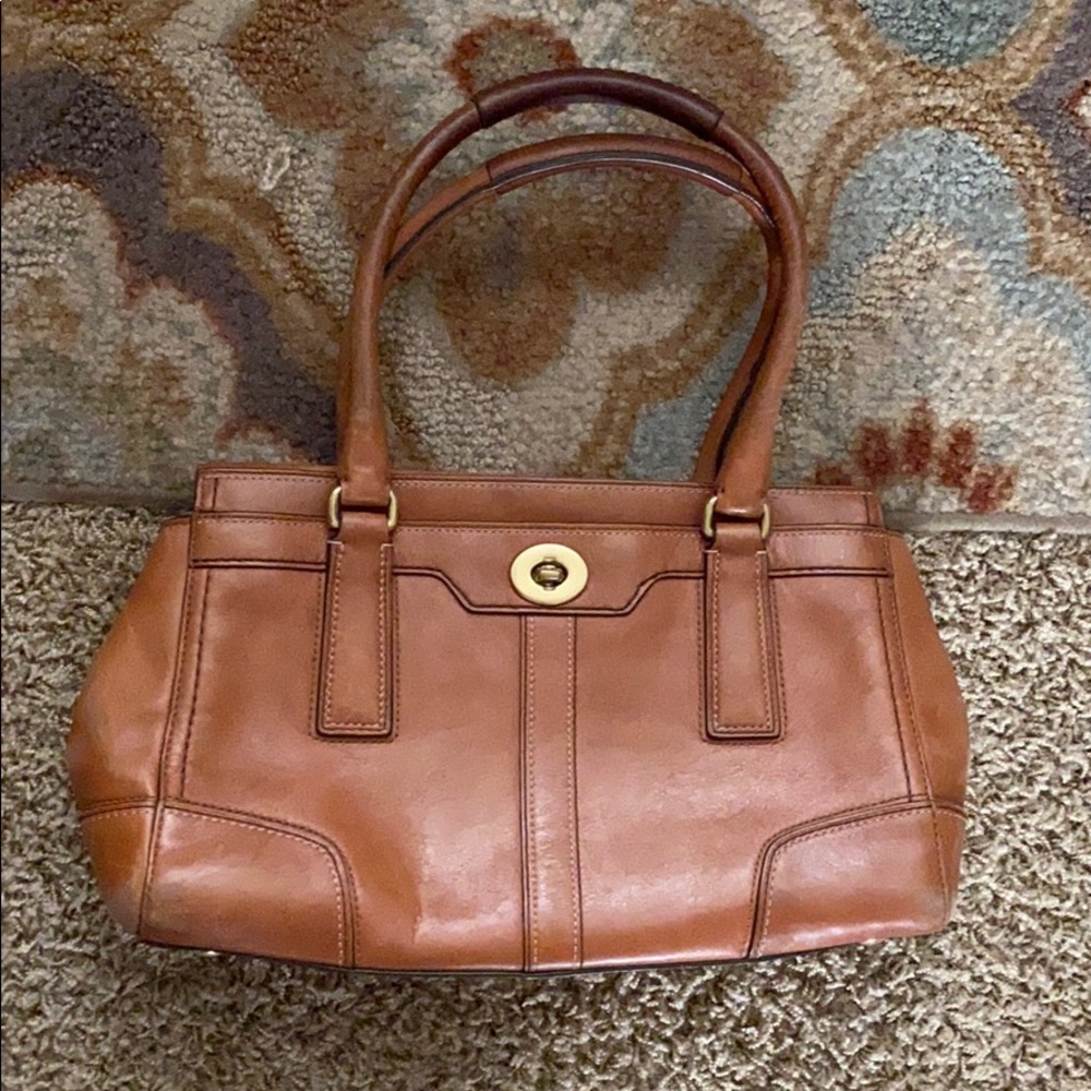 Camel COACH shoulder bag leather brown